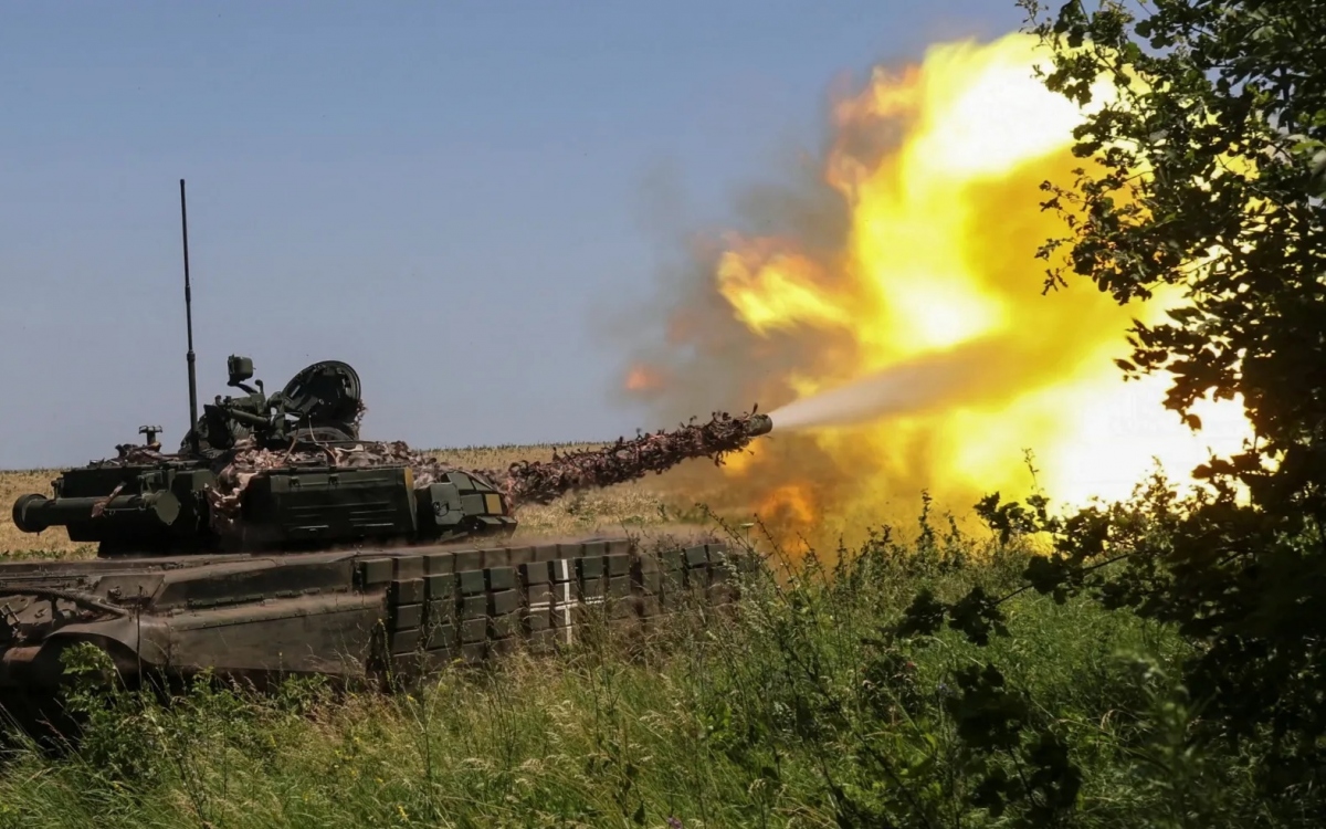 Nga tấn công mạnh ở Bắc Kharkov, Ukraine loay hoay đoán ý đồ